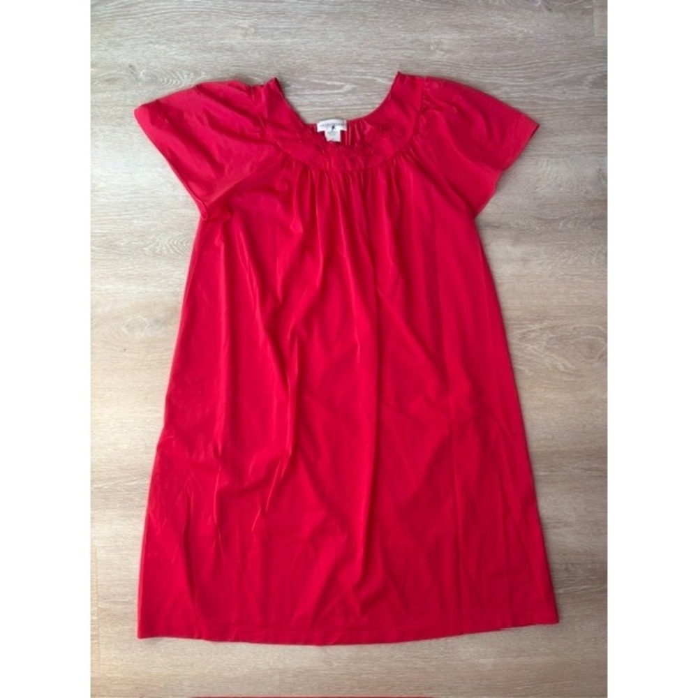 Shadowline Red Nylon Vintage Nightgown Floral Scoop Neck Short Sleeve Medium